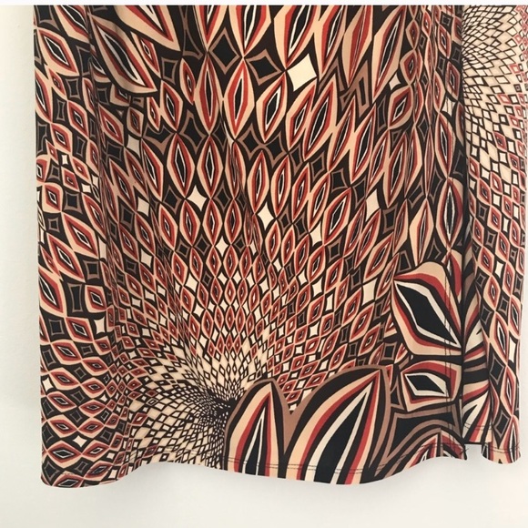 3/$25 🌷 Geometric Patterned Wrap Style Dre… - Picture 6 of 7